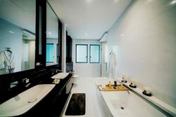 Marina One Residences (D1), Apartment #613030171